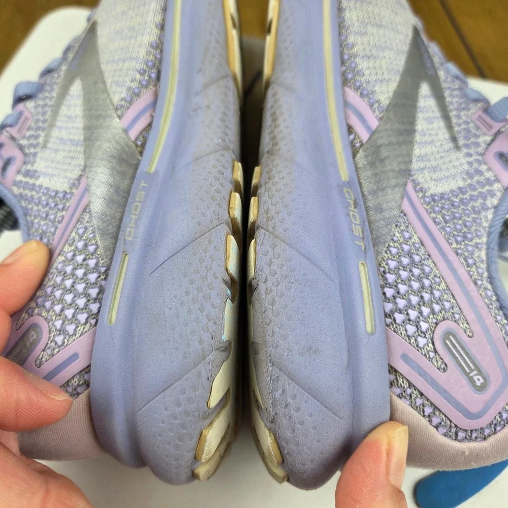 Brooks Ghost 14 Womens Running Shoes Purple Lavender 1203561B566 Size 6.5 B